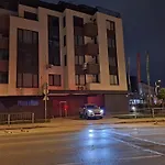 Апартамент На Няколко Минути От Летището