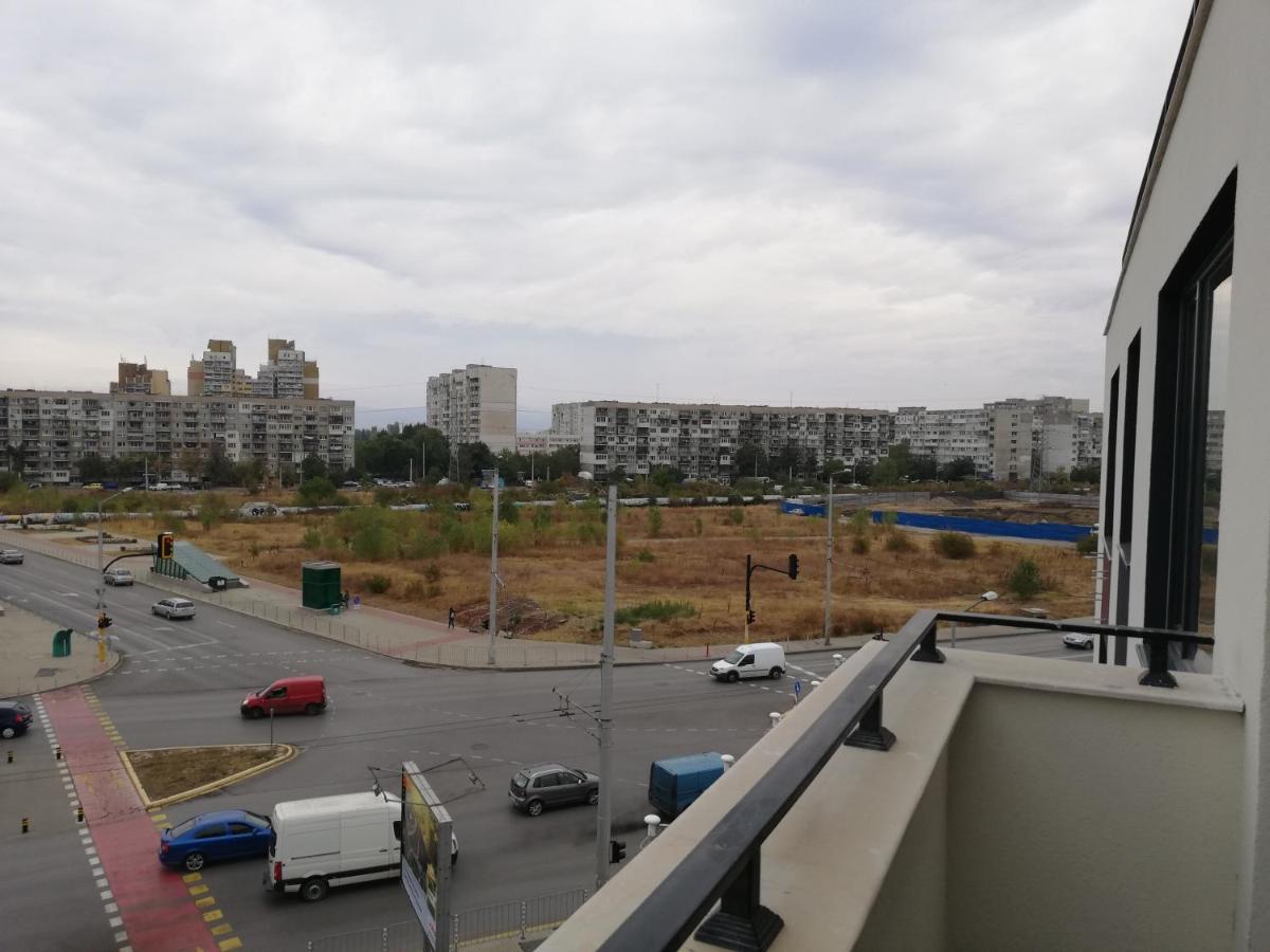 на няколко минути от летището Appartement *